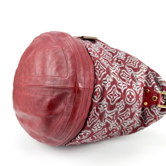 Louis Vuitton Jacquard Monogram Aviator - Picture 9 of 9